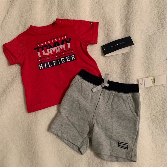 tommy hilfiger t shirt and shorts set